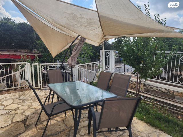 בית פרטי/ קוטג', כפר ורדים