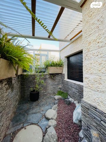 דירת גן, אבני חן, מודיעין מכבים רעות