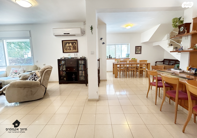 בית פרטי/ קוטג', עומר