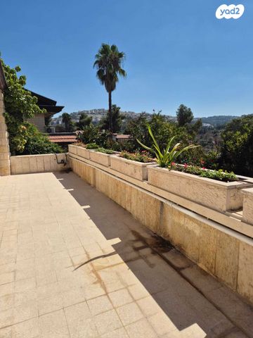 בית פרטי/ קוטג', דרך החורש, רמות, ירושלים