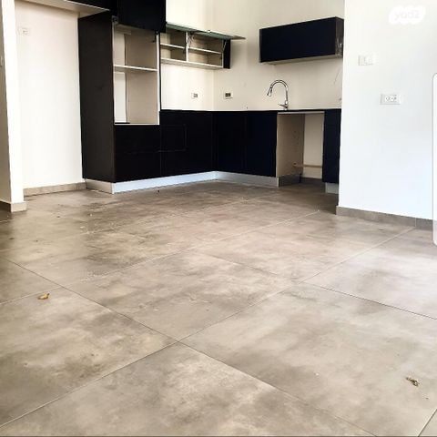 דירה, גבעתיים