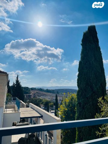 בית פרטי/ קוטג', אסתר המלכה, מוריה, מודיעין מכבים רעות