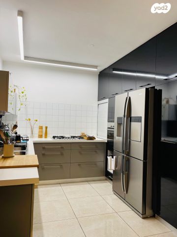 דירת גן, אבני חן, מודיעין מכבים רעות