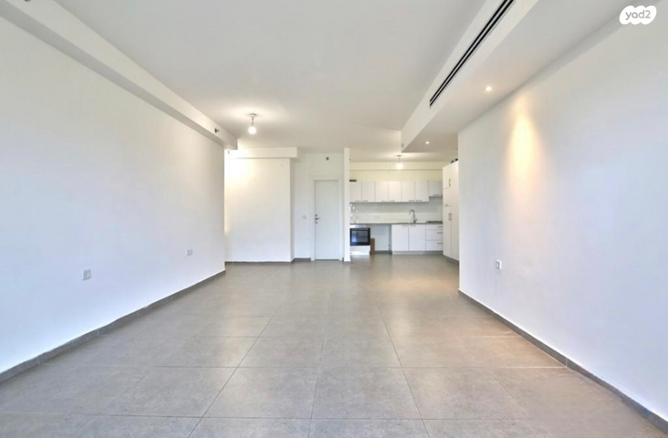 דירה, אהוד מנור, נאות אפק, אפקה, קרית ביאליק