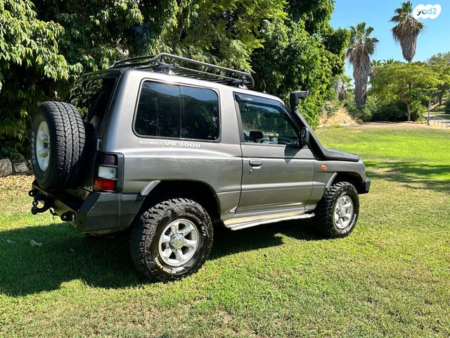 מיצובישי פג'רו