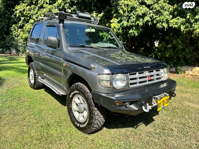 מיצובישי פג'רו