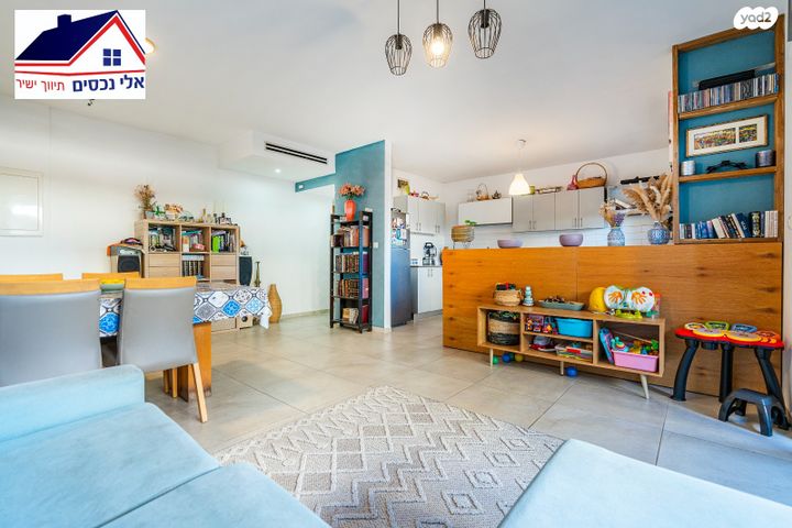 דירת גן, אורן 52, החורש, חריש