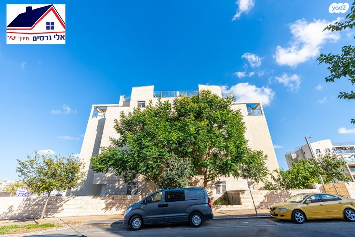 דירת גן, אורן 52, החורש, חריש