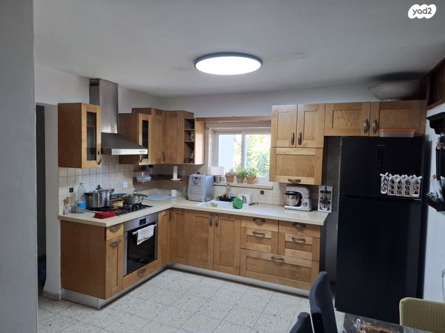 דירה, שיבת ציון 3, פרוסטיג, קרית אתא