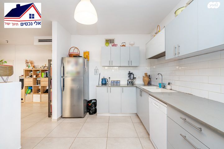 דירת גן, אורן 52, החורש, חריש