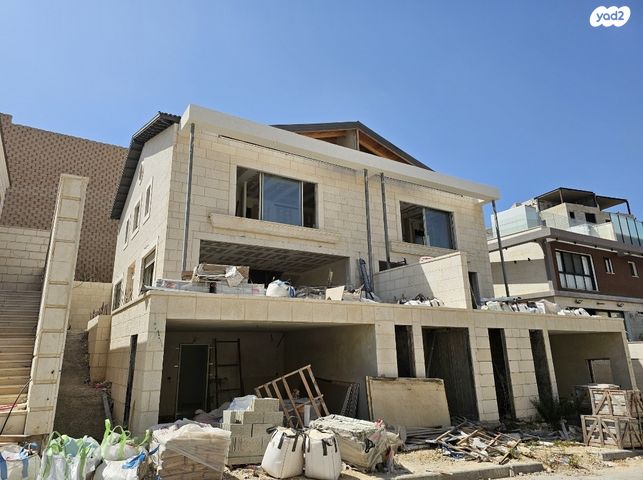 דו משפחתי, החליל, שאר העיר, גבעת זאב