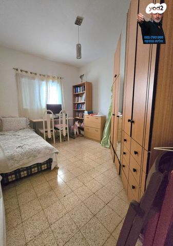 דירה, ז'בוטינסקי, עצמאות יוספטל, בת ים