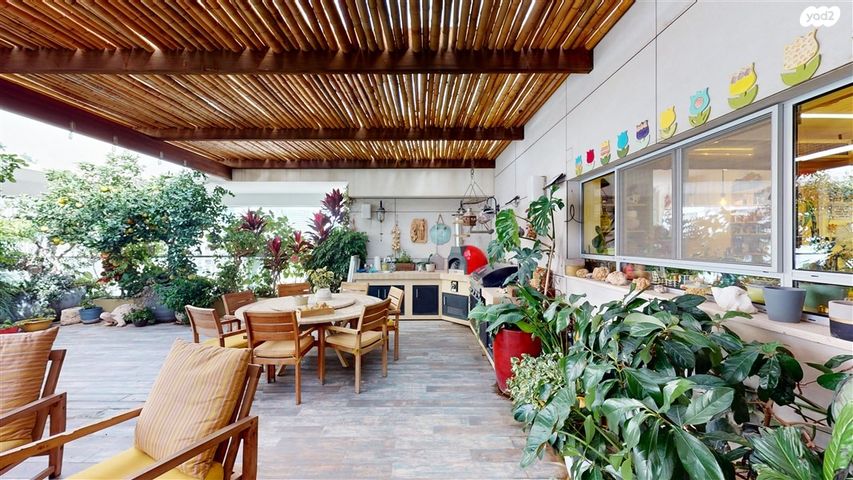 גג/ פנטהאוז, ערבי נחל, גבעתיים