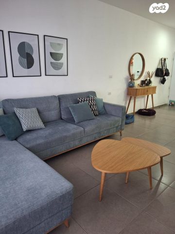 דירה, כפר סבא