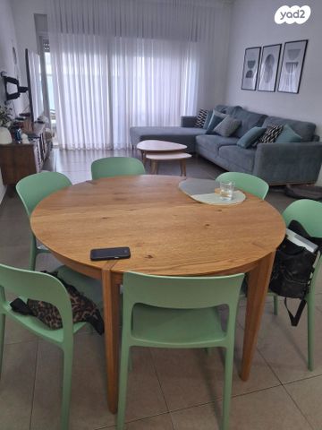 דירה, כפר סבא