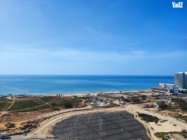 הקוממיות 14
