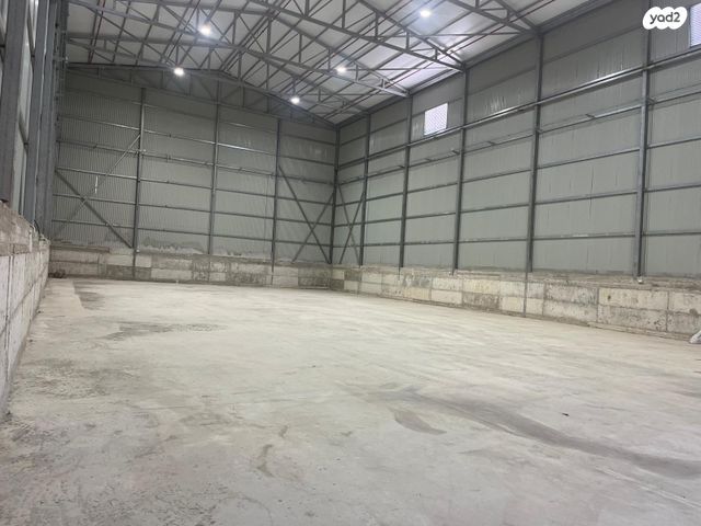 מחסנים, כפר קאסם