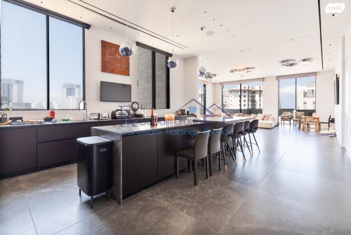 דירה, אריק לביא 18, עיר ימים, נתניה