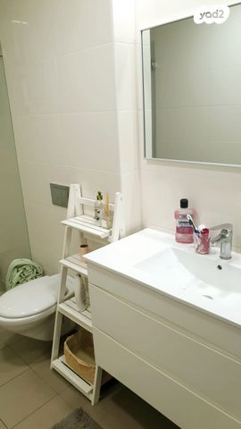 דירה, ניסים אלוני, צמרות איילון, פארק צמרת, תל אביב יפו