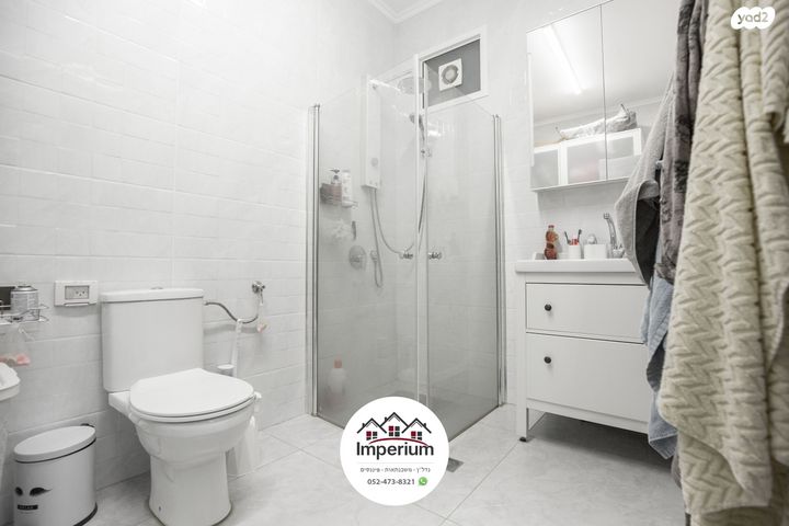 דו משפחתי, הר ארבל, אורנים, מעלות תרשיחא