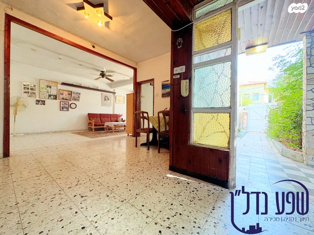 דו משפחתי, הרימון 14, רסקו א', חולון