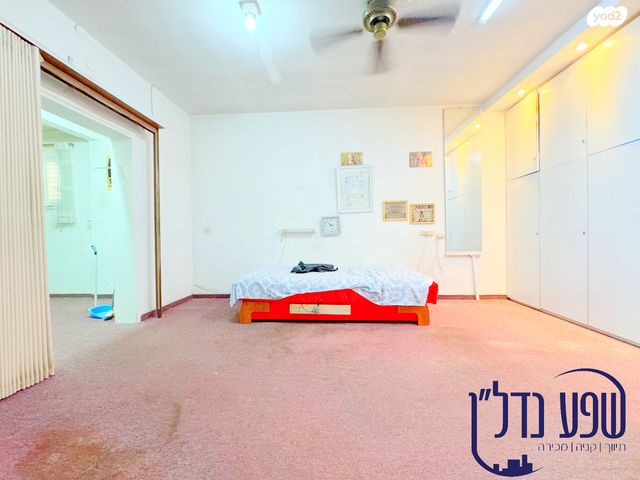 דו משפחתי, הרימון 14, רסקו א', חולון