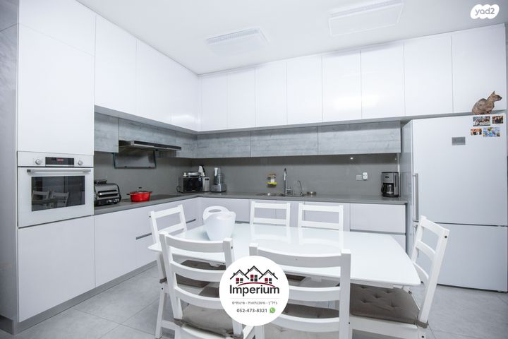 דו משפחתי, הר ארבל, אורנים, מעלות תרשיחא