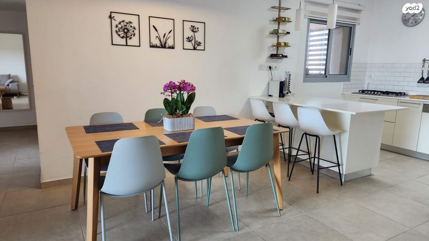 דירה, רמת אמיר, קדימה צורן