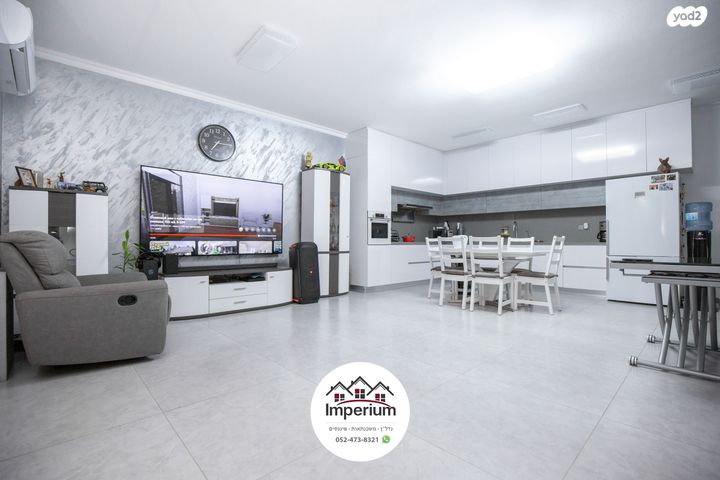 דו משפחתי, הר ארבל, אורנים, מעלות תרשיחא