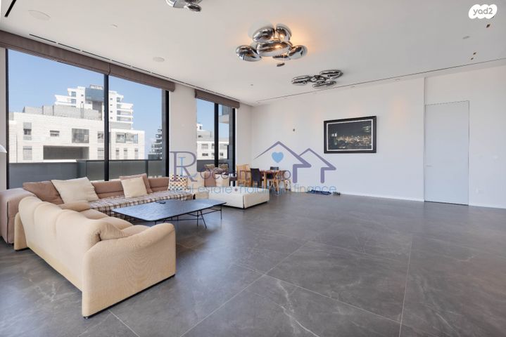 דירה, אריק לביא 18, עיר ימים, נתניה