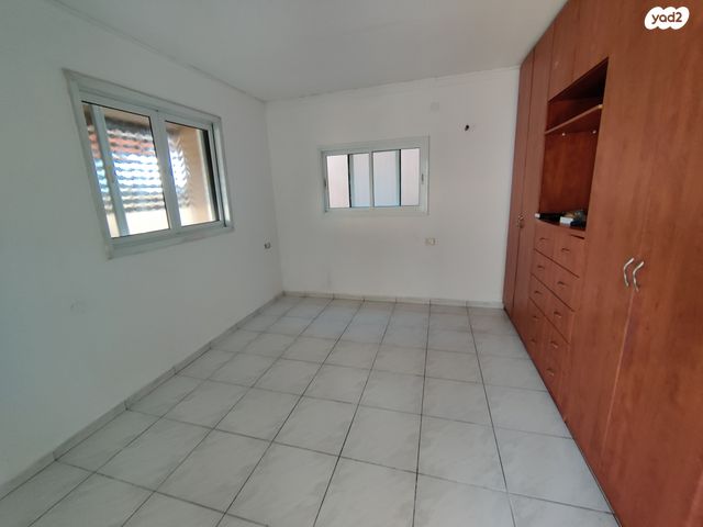 דופלקס, סלע, רחובות