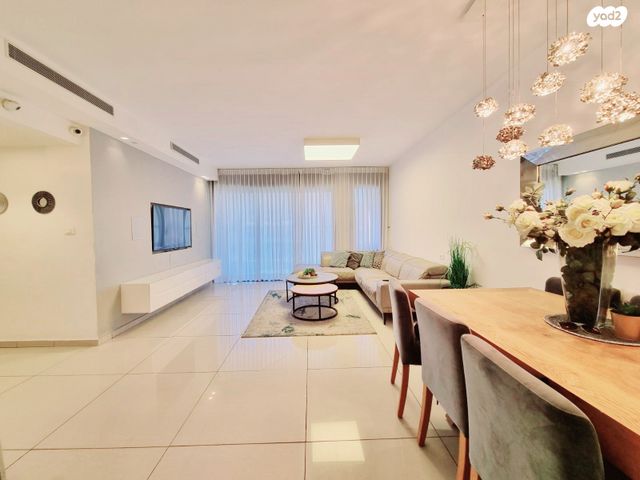 דירה, אהוד מנור, קרית אילון, חולון