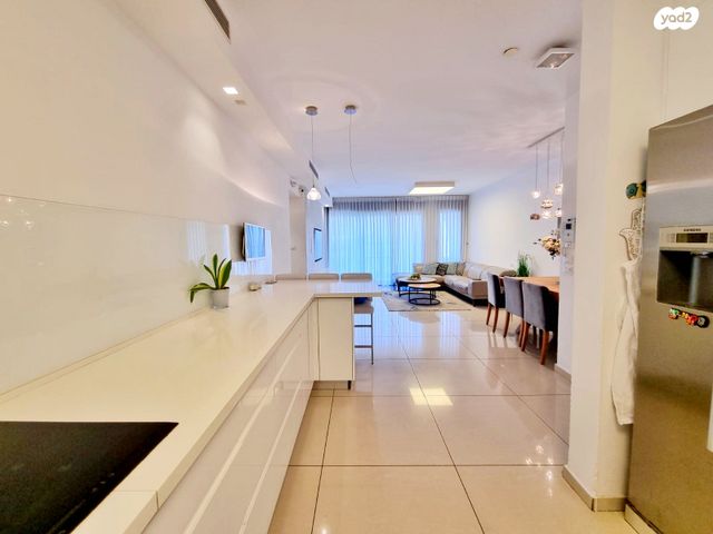 דירה, אהוד מנור, קרית אילון, חולון