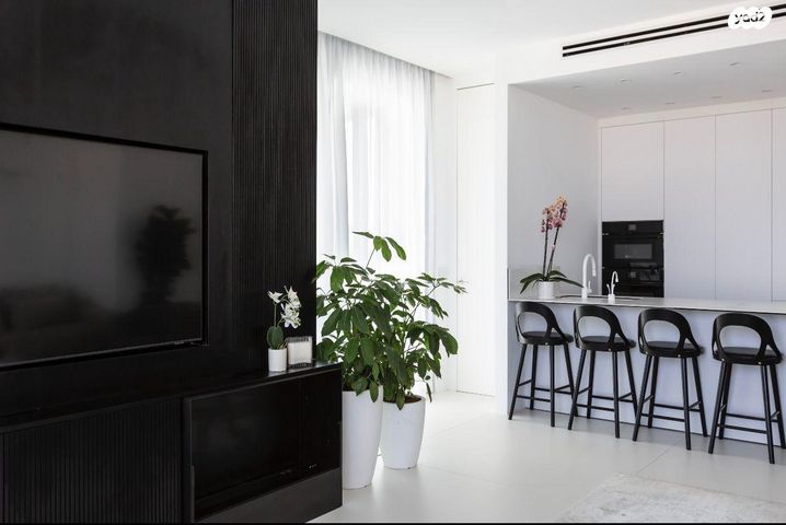 גג/ פנטהאוז, אליהו ברלין, אזורי חן, גימל החדשה, תל אביב יפו