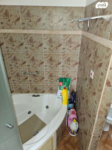 דירה, הזמורה, קרית כרמים, ראשון לציון