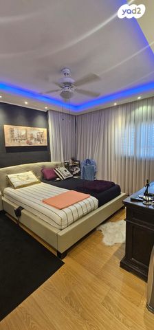 בית פרטי/ קוטג', אח"י מזנק, שער הים, ראשון לציון