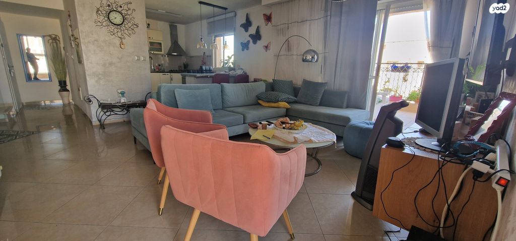 גג/ פנטהאוז, הרב אריה בינה, חומת שמואל, הר חומה, ירושלים