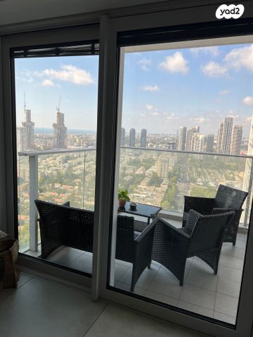 דירה, דרך מנחם בגין 144, מונטיפיורי, הרכבת, תל אביב יפו