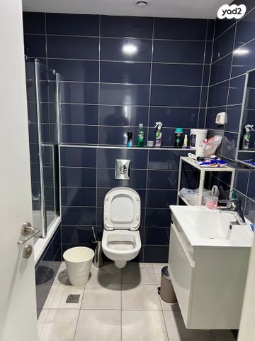 דירה, דרך מנחם בגין 144, מונטיפיורי, הרכבת, תל אביב יפו