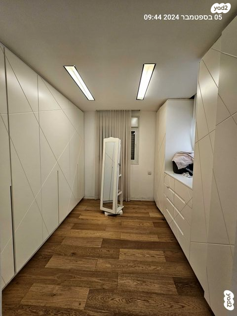 דו משפחתי, בית דגן