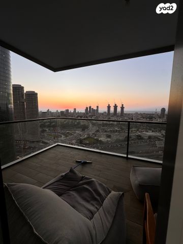 דירה, אריאל שרון 10, סיטי, גבעתיים