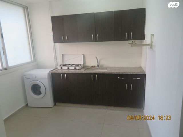 אליהו הנביא 14