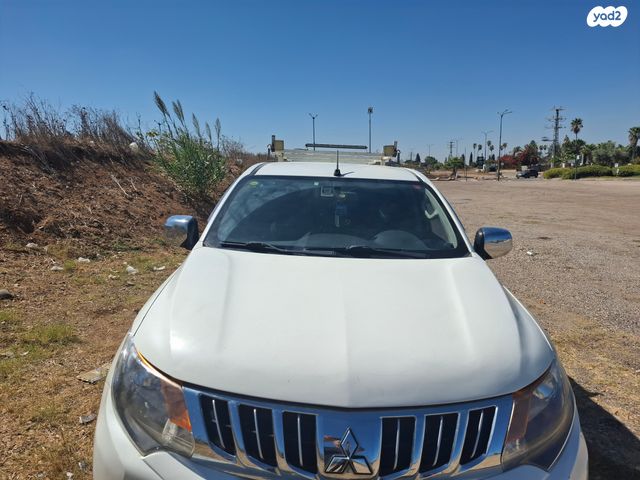 מודעת רכב מיצובישי טרייטון / L200