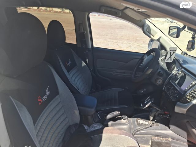 מיצובישי טרייטון / L200