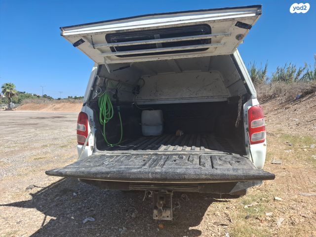 מיצובישי טרייטון / L200