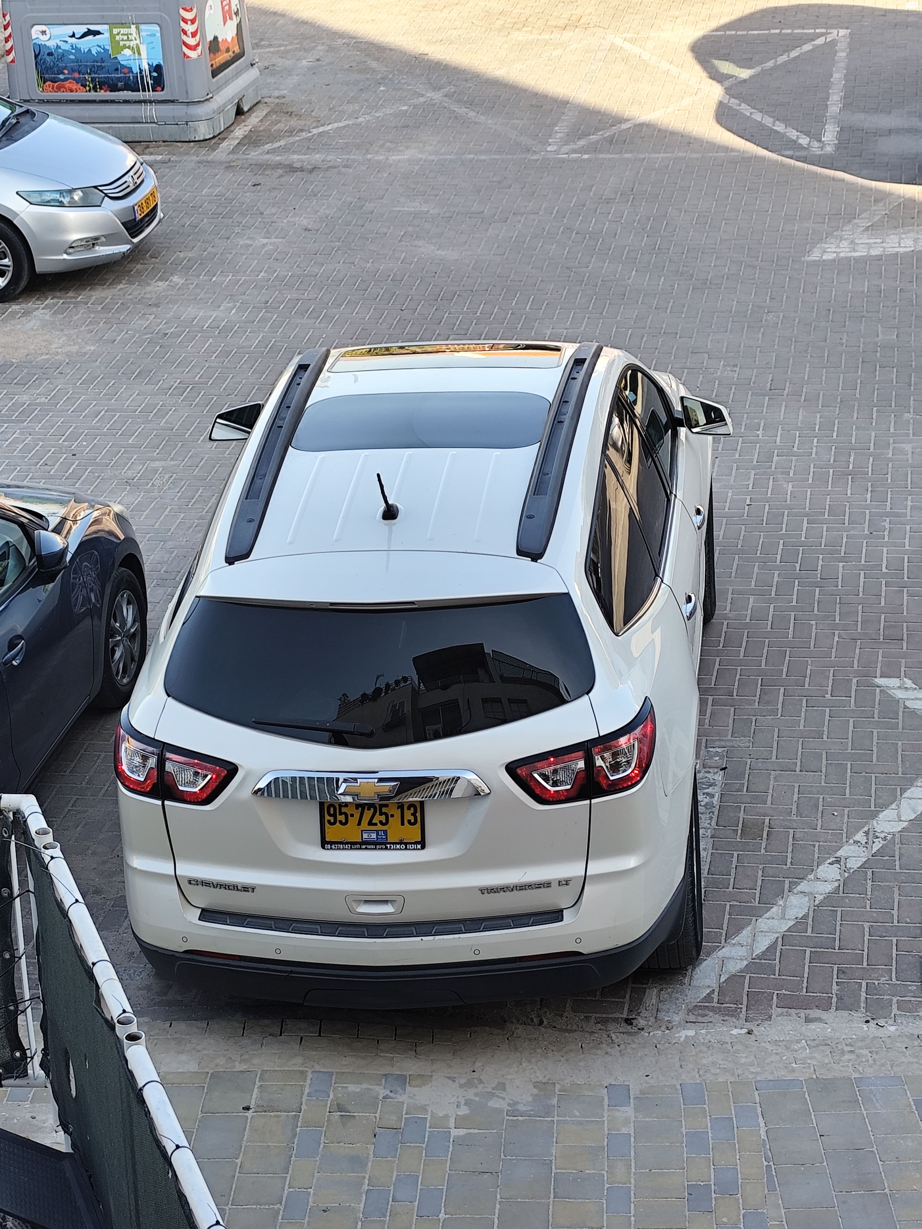 מודעת רכב שברולט טראוורס