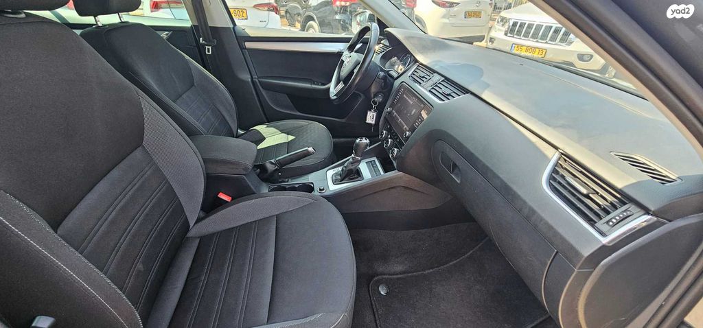 סקודה אוקטביה