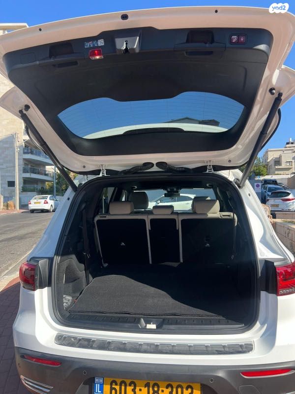 מרצדס-בנץ EQB