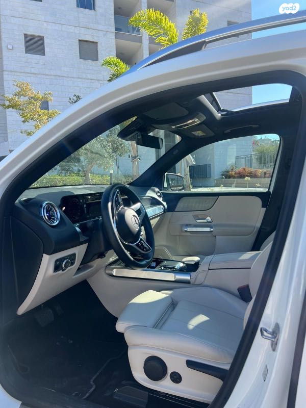 מרצדס-בנץ EQB