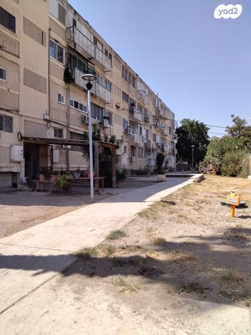 חומה ומגדל 3